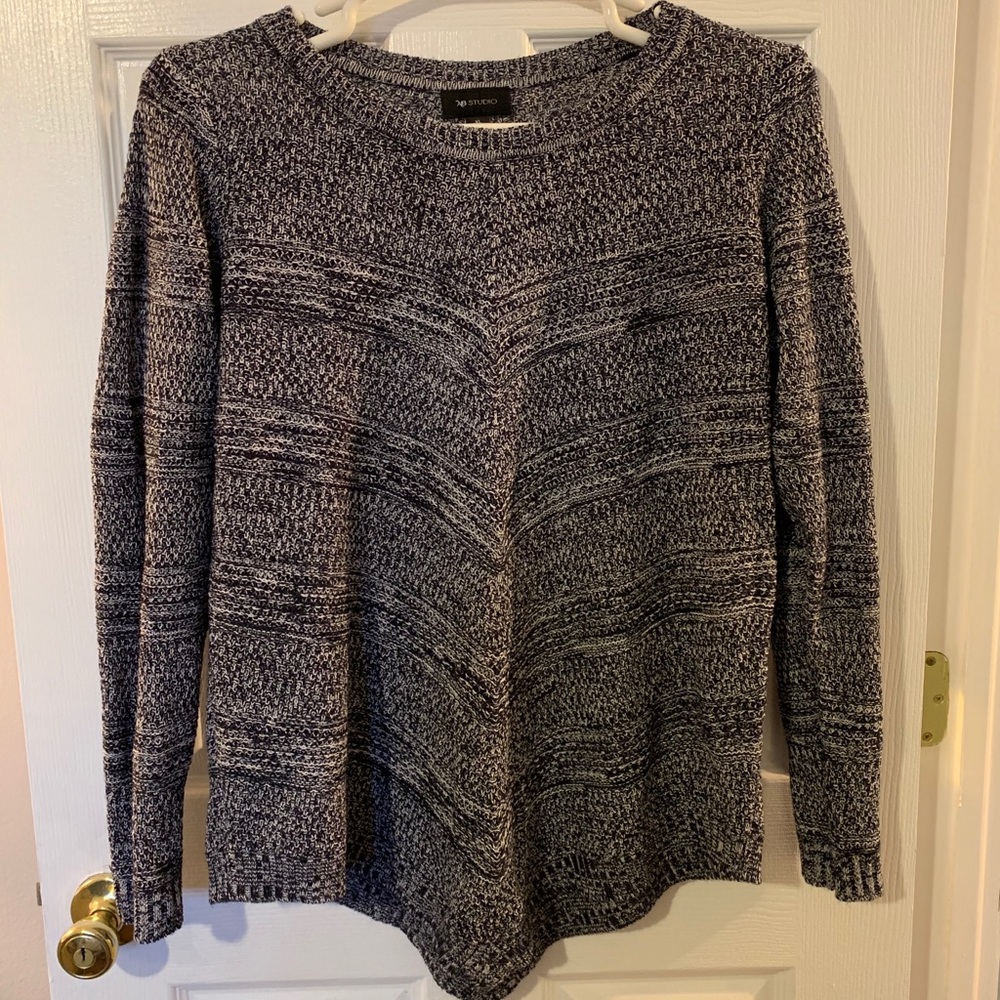 2 FOR $18 | EUC AB Studio Sweater Sz XL